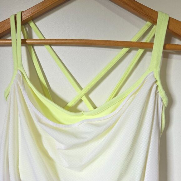 EUC LUCY ACTIVEWEAR TANK TOP STRAPPY WITH BUILT IN BRA SIZE M - Picture 10 of 16